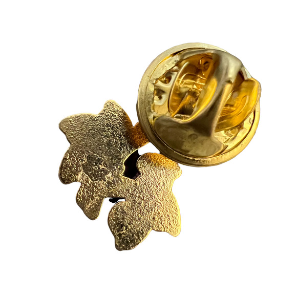 Enamel Red Rose Pin0 - Picture 4 of 4